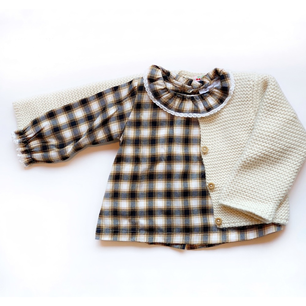 Petite Lucette • Plaid Blouse with Ruffle Collar
